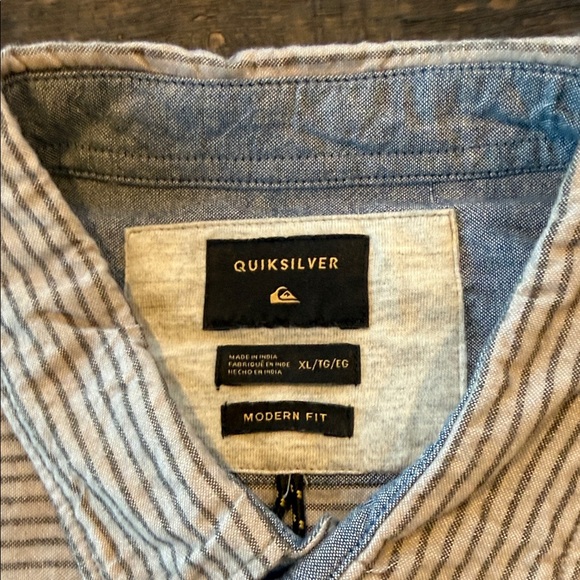 Quiksilver Modern Fit Dark Gray and Light Gray Shirt - Picture 2 of 4